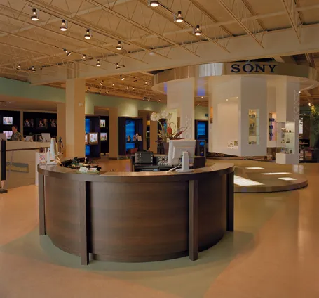 Fillion Électronique – Construction Commercial – Montréal, QC