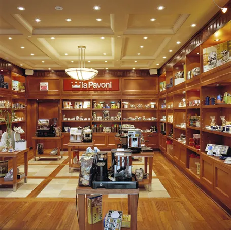 Boutique La Pavoni – Construction Commercial – Montréal, QC
